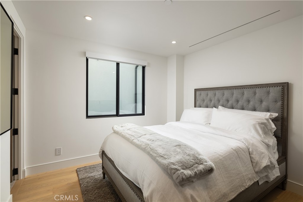 Corona del Mar, California, 92625, United States, 3 Bedrooms Bedrooms, ,4 BathroomsBathrooms,Residential,For Sale,1837053