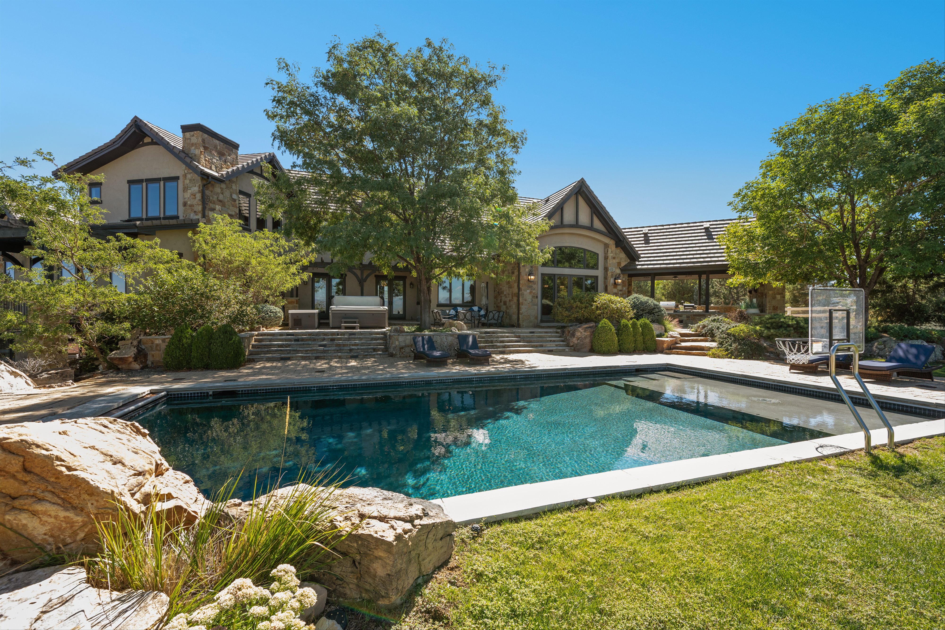  Remarkable Custom Residence - 物件實景