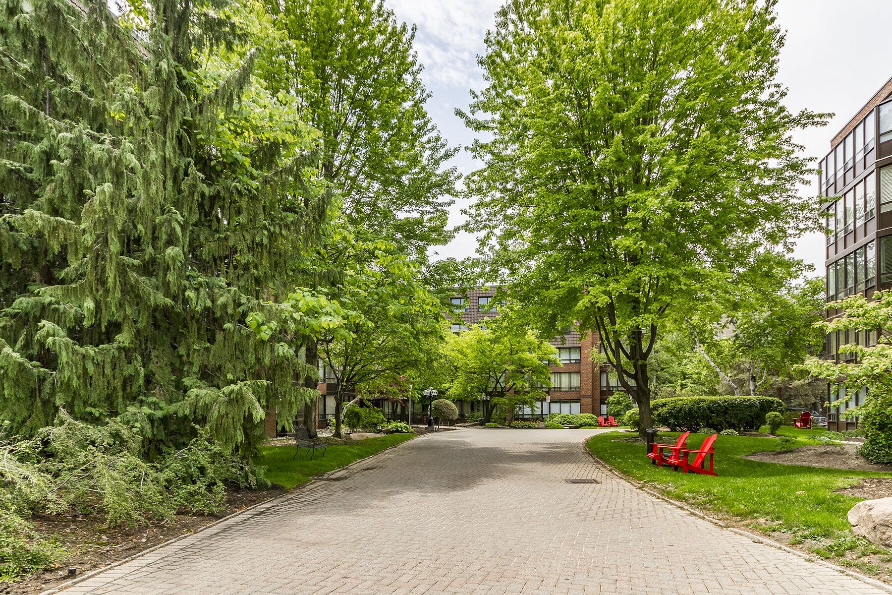  Village Mews Community - 物件實景