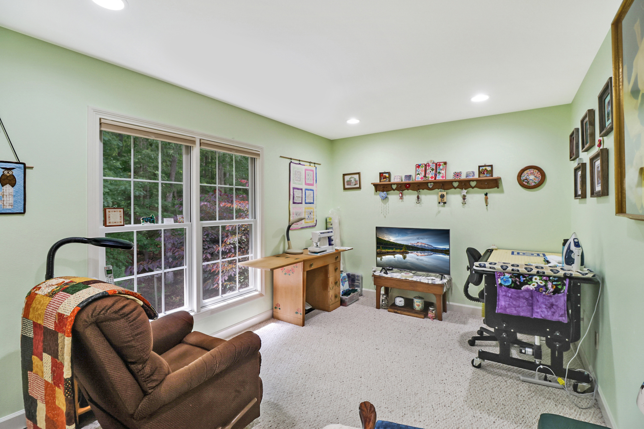 Crossville, Tennessee, 38558, United States, 3 Bedrooms Bedrooms, ,2 BathroomsBathrooms,Residential,For Sale,1975656