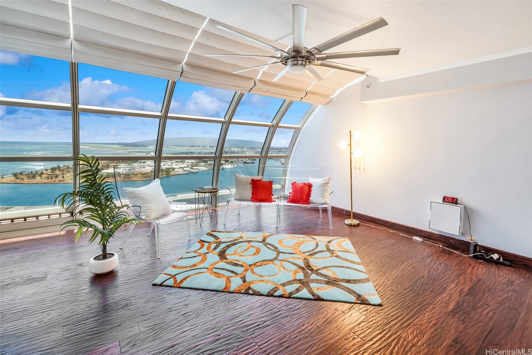 Honolulu, Hawaii, 96813, United States, 2 Bedrooms Bedrooms, ,2 BathroomsBathrooms,Residential,For Sale,1995772