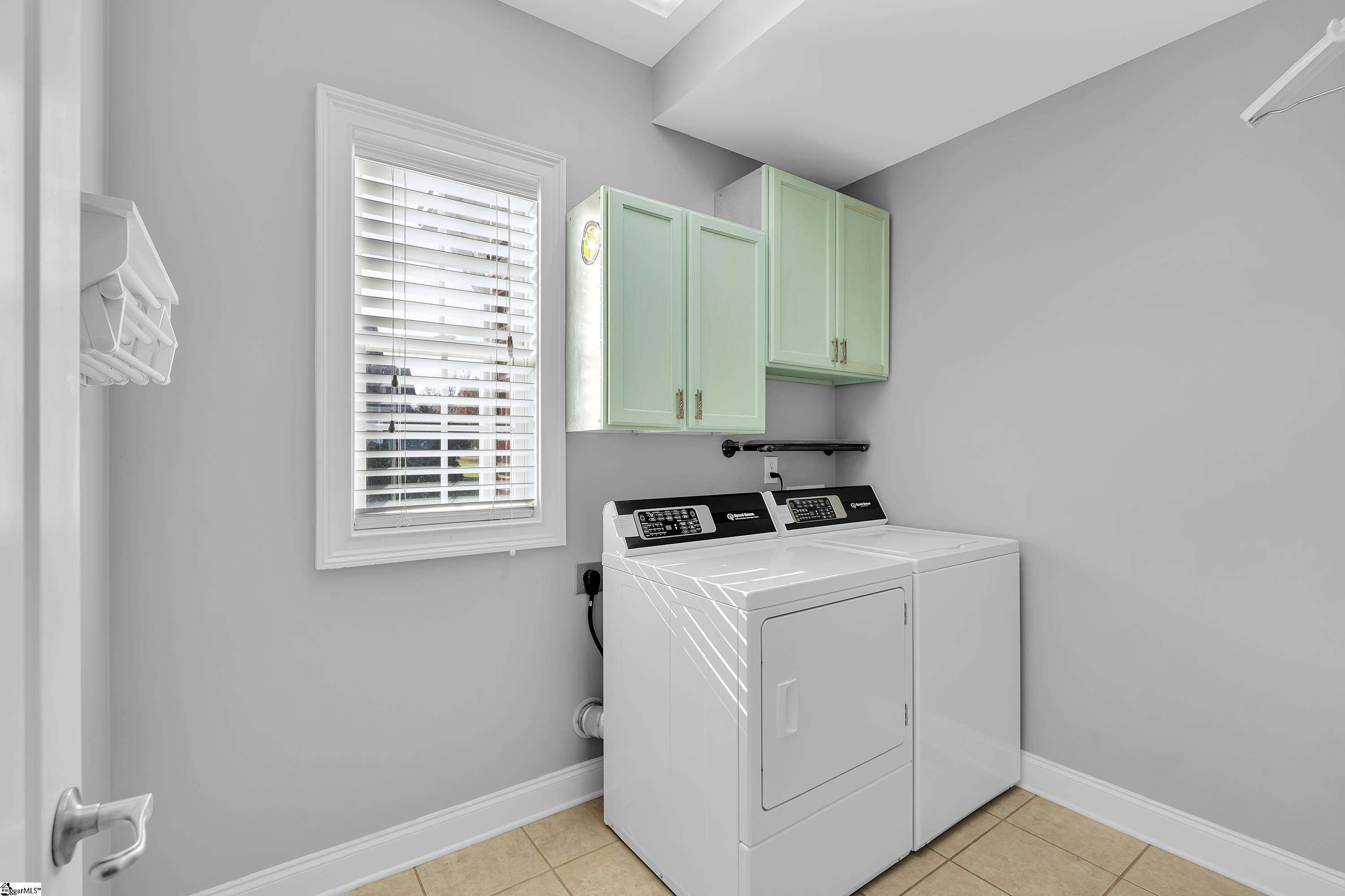 Greer, South Carolina, 29651, United States, 4 Bedrooms Bedrooms, ,4 BathroomsBathrooms,Residential,For Sale,1997137