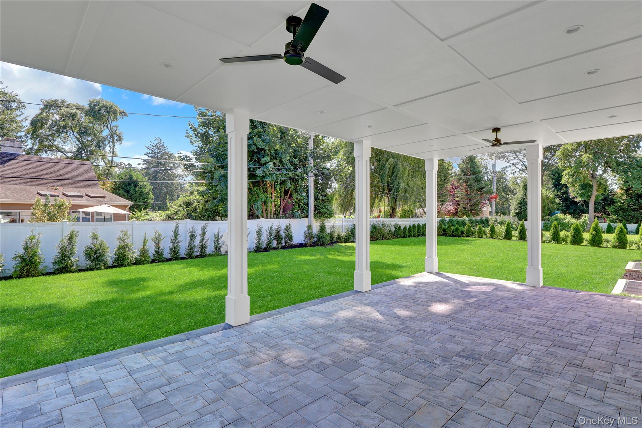  25 Hemlock Lane, Roslyn Heights, NY, 11577 - 物件實景