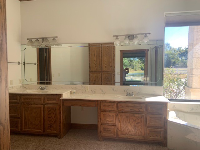 Montgomery, Texas, 77316, United States, 4 Bedrooms Bedrooms, ,3 BathroomsBathrooms,Residential,For Sale,1988300