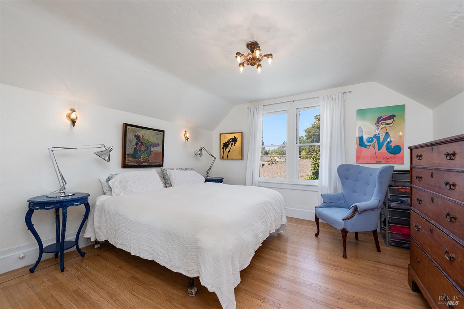 Santa Rosa, California, 95404, United States, 3 Bedrooms Bedrooms, ,3 BathroomsBathrooms,Residential,For Sale,1928881