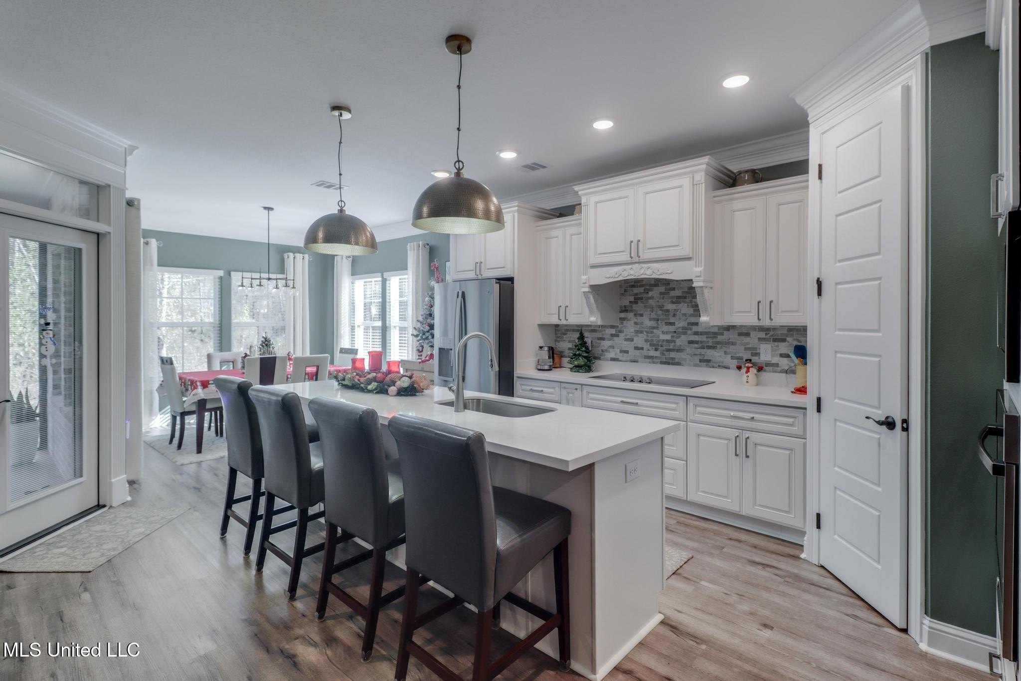 Gulfport, Mississippi, 39503, United States, 5 Bedrooms Bedrooms, ,3 BathroomsBathrooms,Residential,For Sale,2005321