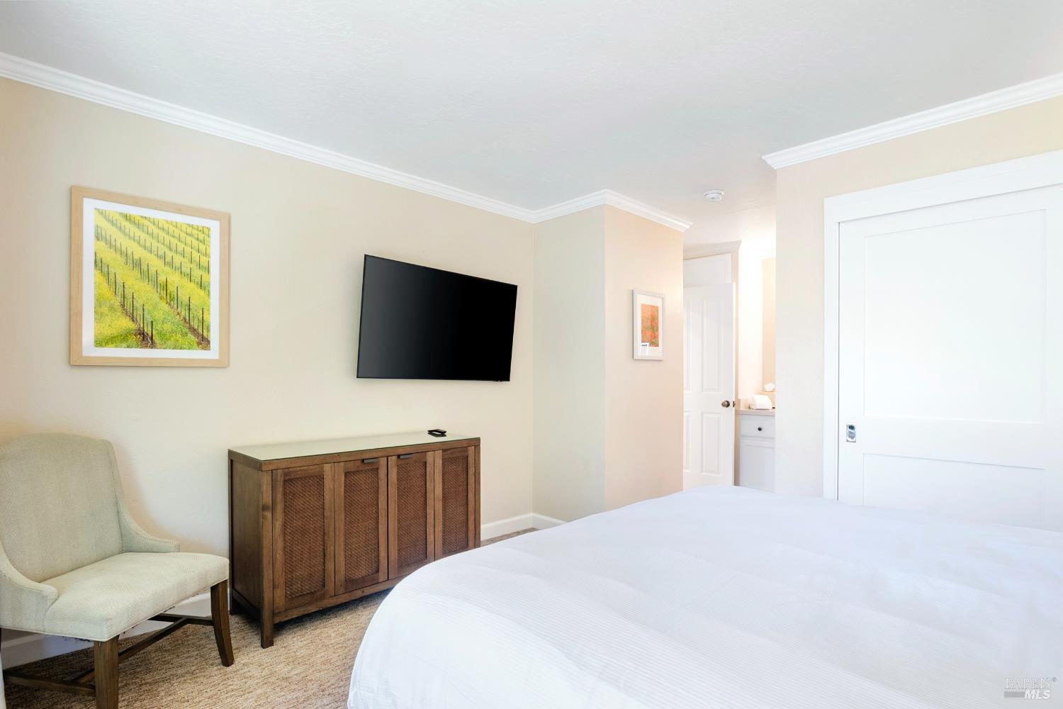 Napa, California, 94558, United States, 2 Bedrooms Bedrooms, ,2 BathroomsBathrooms,Residential,For Sale,1925145