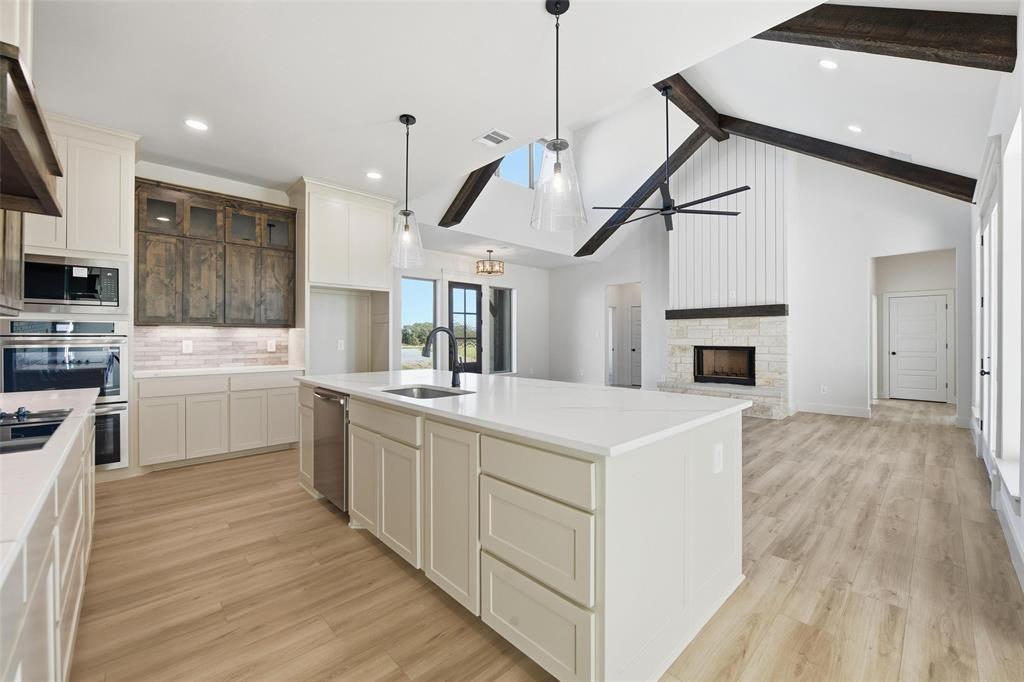 Poolville, Texas, 76487, United States, 4 Bedrooms Bedrooms, ,3 BathroomsBathrooms,Residential,For Sale,1969545