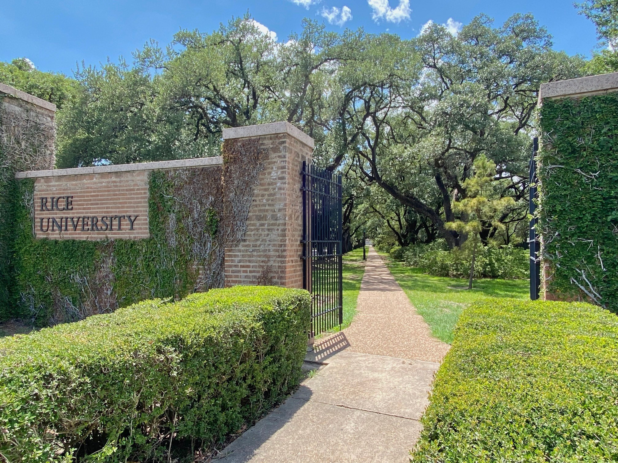  2102 Mcclendon Street - 物件實景