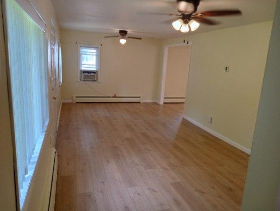 West Islip, New York, 11795, United States, 4 Bedrooms Bedrooms, ,3 BathroomsBathrooms,Residential,For Sale,1869198