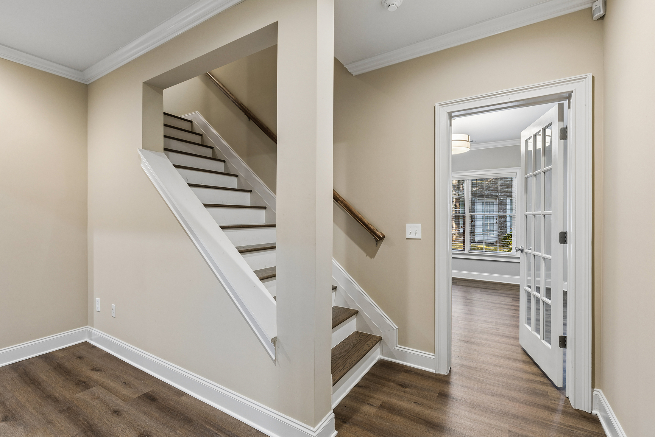  Ideally Located Within One Mile of Roswell’s Beloved Historic Canton Street - 物件實景