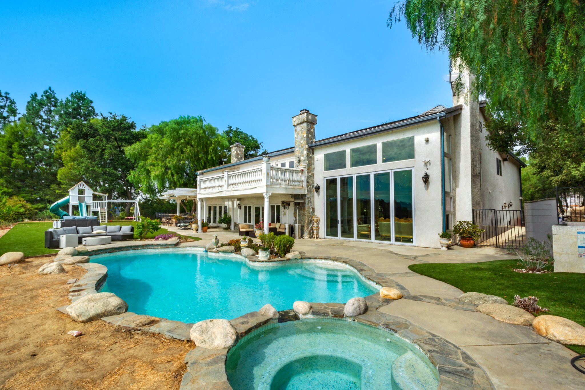  21128 Bellini Dr - 物件實景