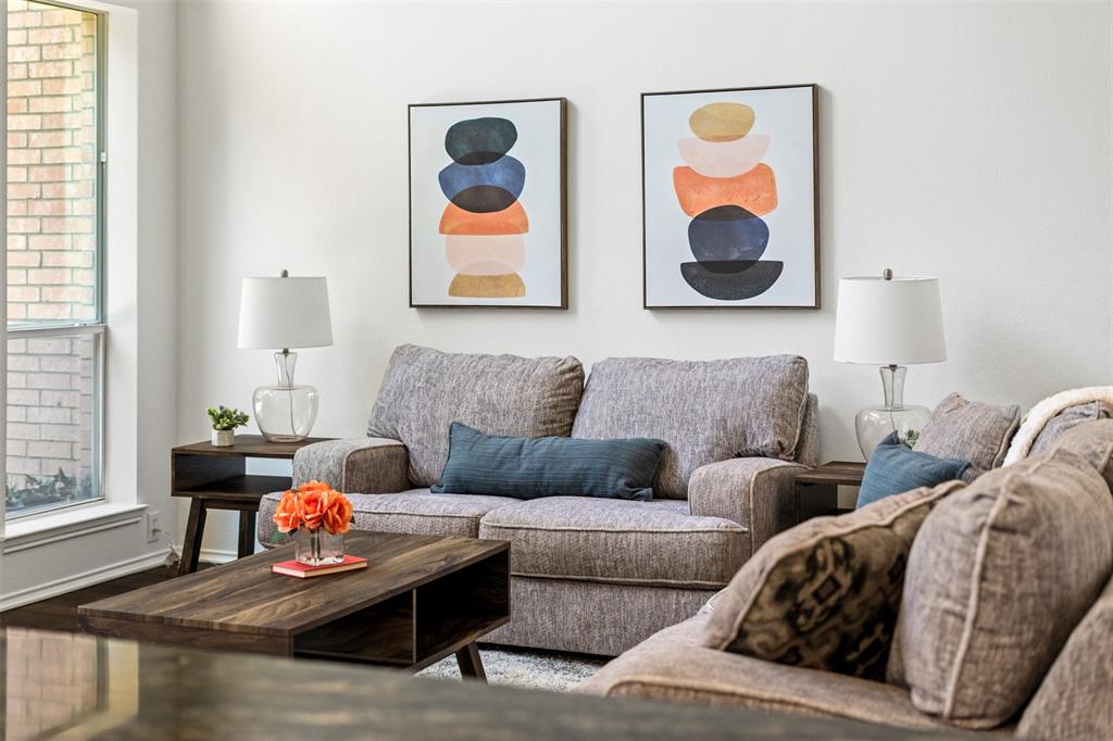 McKinney, Texas, 75072, United States, 5 Bedrooms Bedrooms, ,4 BathroomsBathrooms,Residential,For Sale,1987922