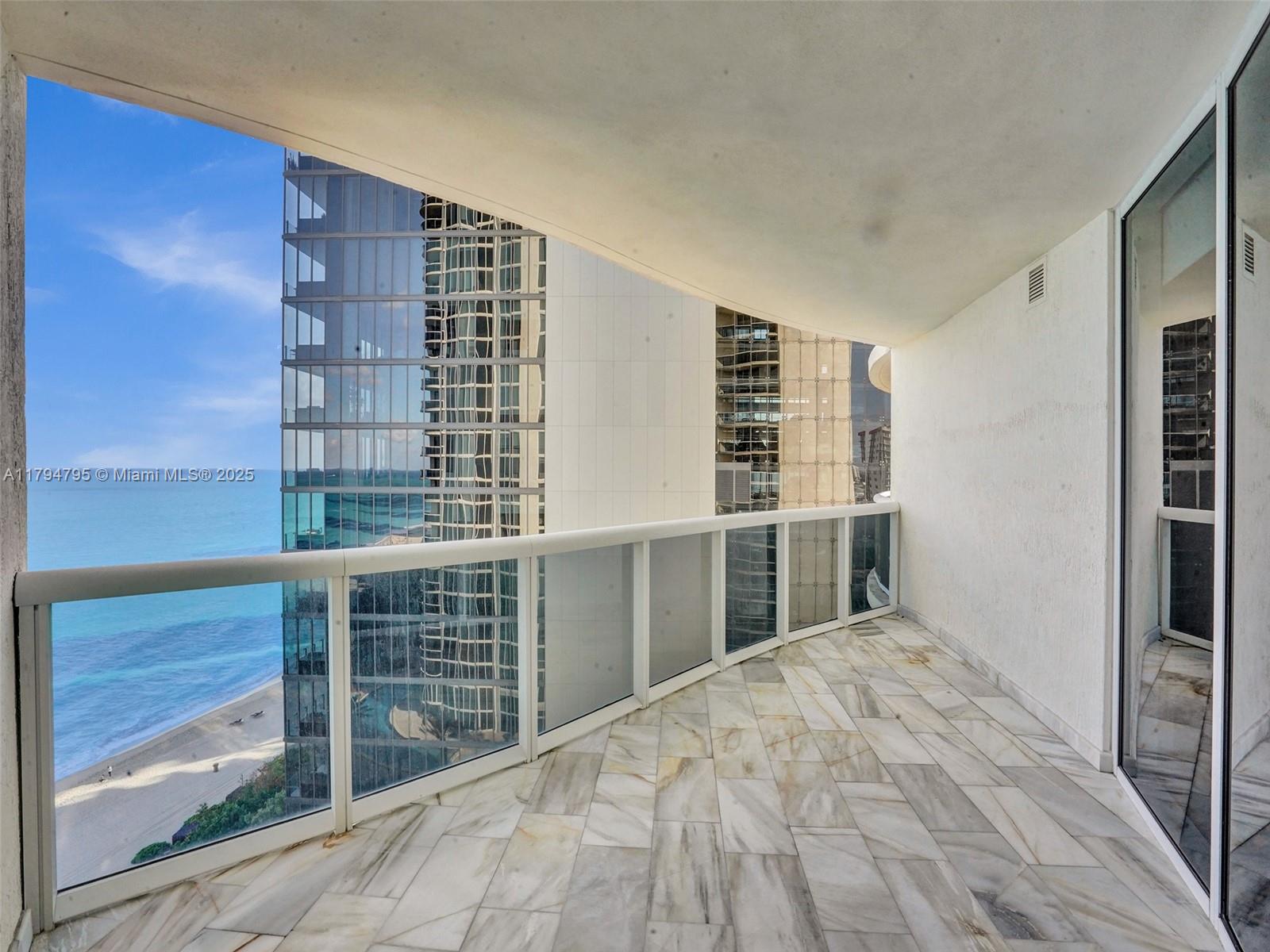 Sunny Isles Beach, Florida, 33160, United States, 2 Bedrooms Bedrooms, ,3 BathroomsBathrooms,Residential,For Sale,1794345