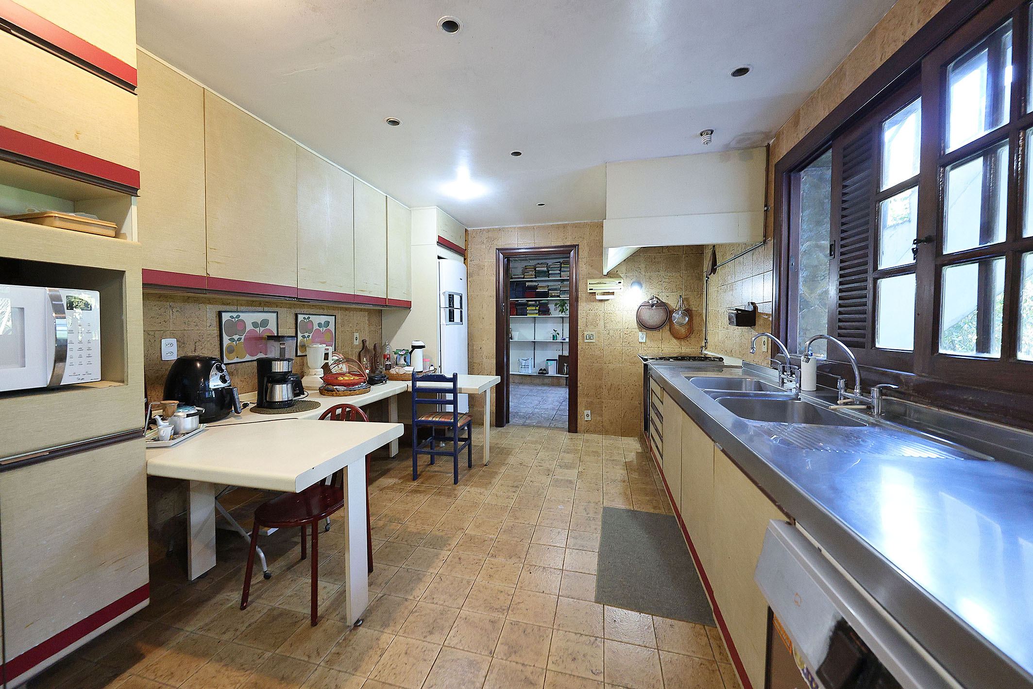  Residence in gated community with 936 m² integrated with the landscape in Gávea - 物件實景