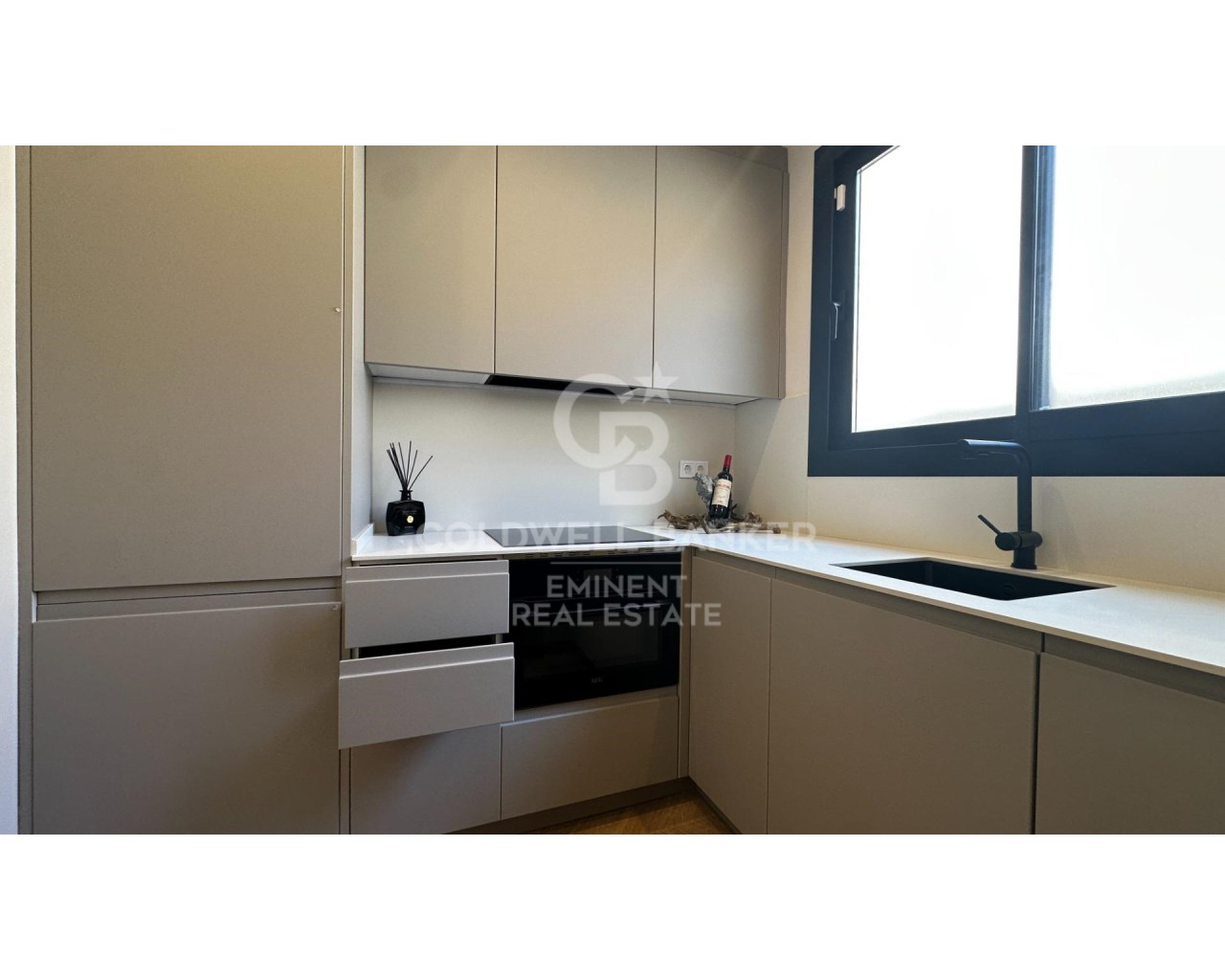 Barcelona, Catalonia, ES, 2 Bedrooms Bedrooms, ,3 BathroomsBathrooms,Residential,For Sale,1817865