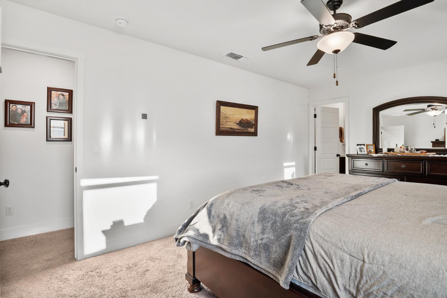 Atwater, California, 95301, United States, 5 Bedrooms Bedrooms, ,4 BathroomsBathrooms,Residential,For Sale,1983820