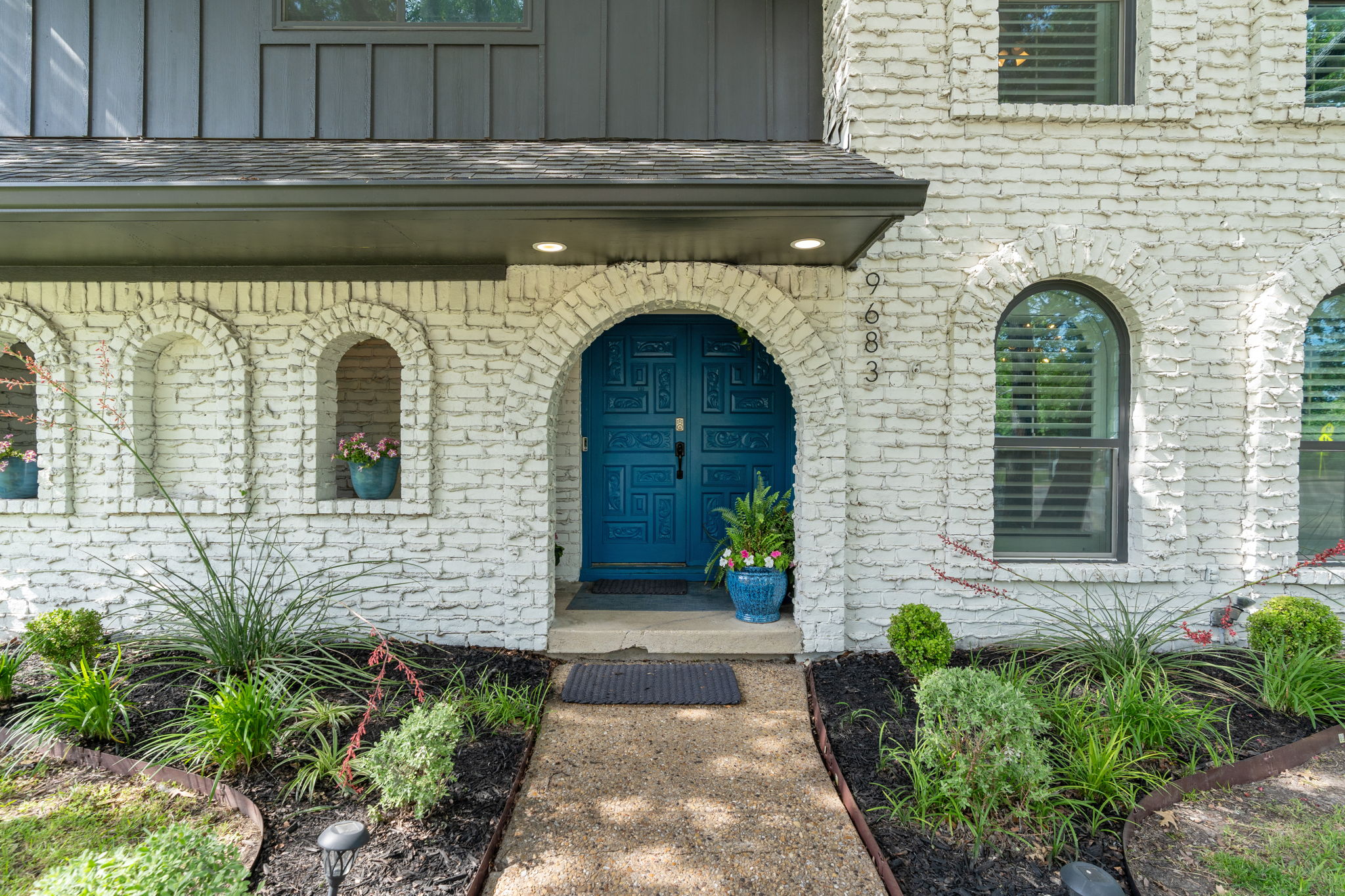  9683 Whitehurst Drive - 物件實景