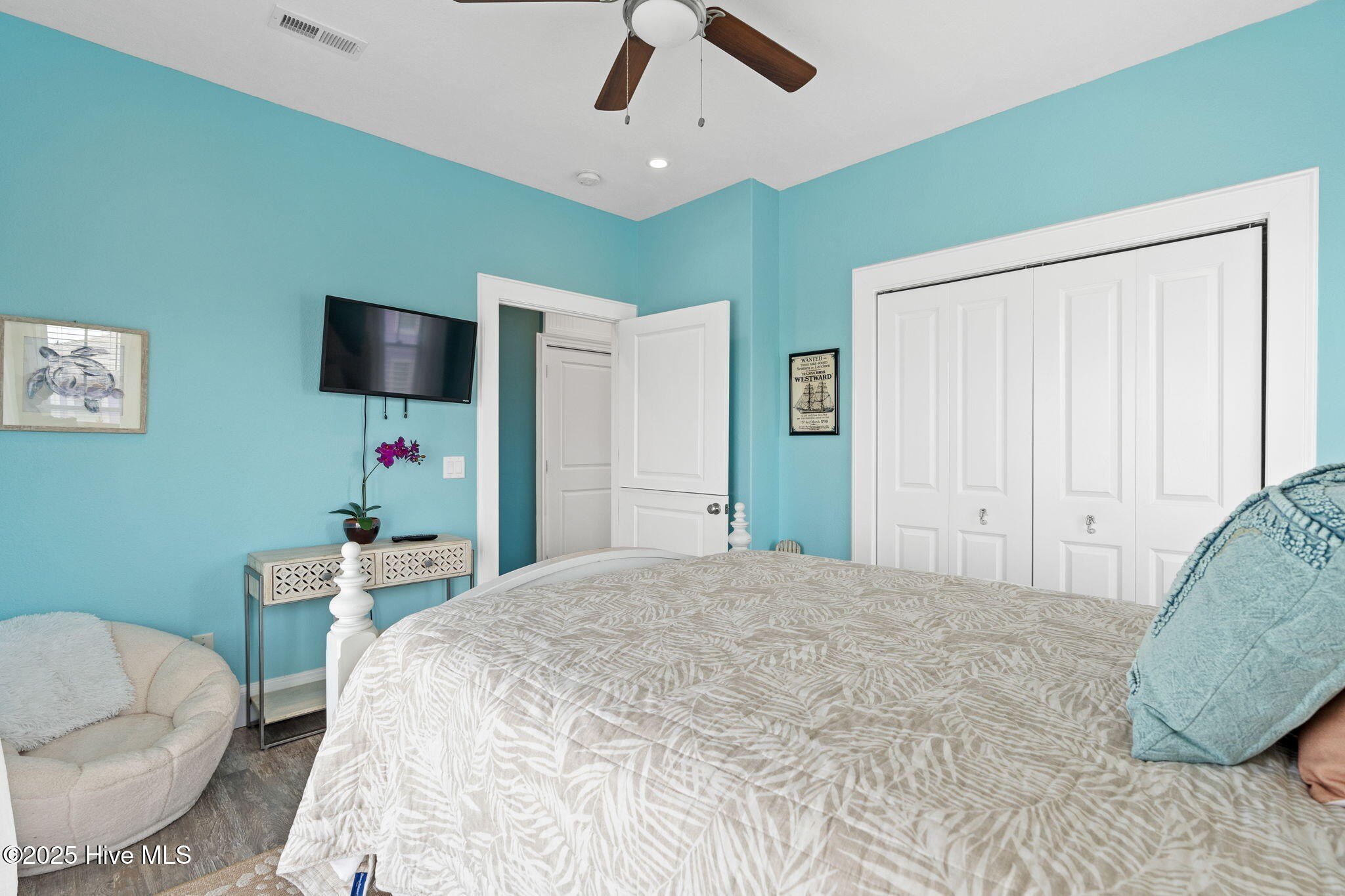 Ocean Isle Beach, North Carolina, 28469, United States, 4 Bedrooms Bedrooms, ,3 BathroomsBathrooms,Residential,For Sale,1984040