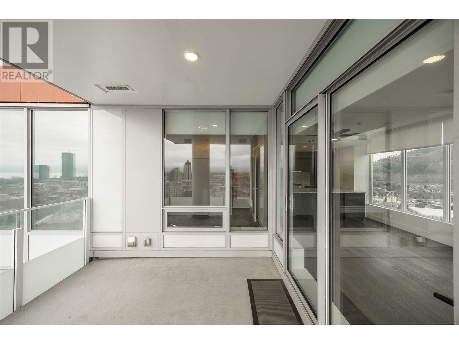 KELOWNA, British Columbia, V1Y 0J4, CA, 2 Bedrooms Bedrooms, ,2 BathroomsBathrooms,Residential,For Sale,1837407