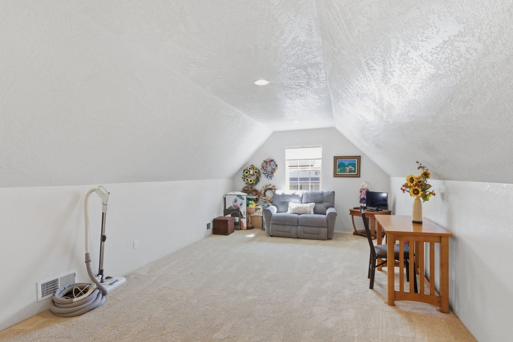 1074 SE Christie Place Grants Pass, OR 97526 - 物件實景