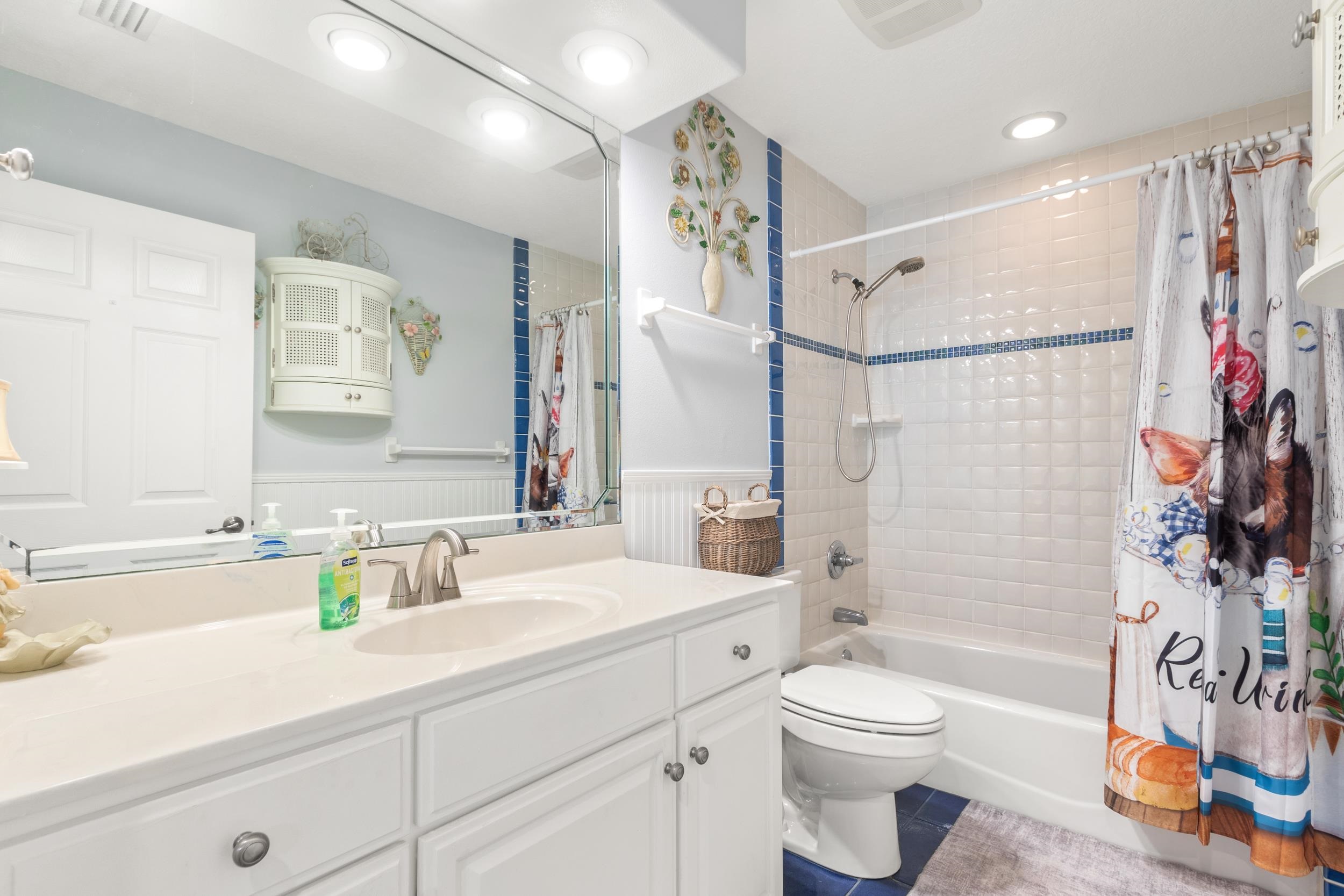 East Palatka, Florida, 32131, United States, 3 Bedrooms Bedrooms, ,2 BathroomsBathrooms,Residential,For Sale,1983358