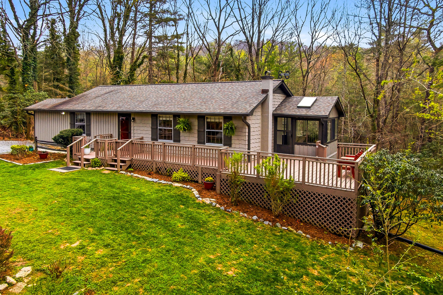  PISGAH FOREST - 物件實景