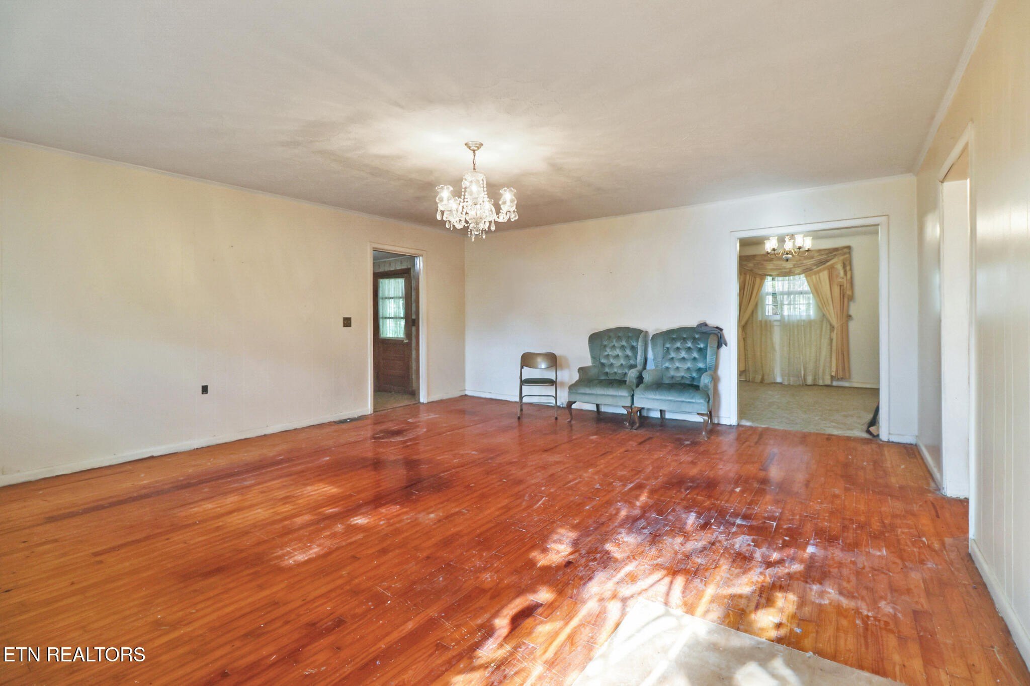 Crossville, Tennessee, 38555, United States, 2 Bedrooms Bedrooms, ,1 BathroomBathrooms,Residential,For Sale,1982388