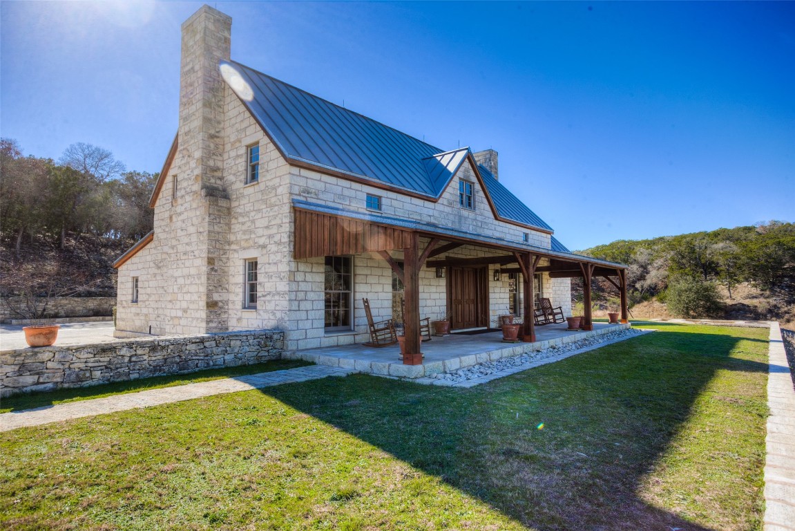 Blanco, Texas, 78606, United States, 4 Bedrooms Bedrooms, ,5 BathroomsBathrooms,Residential,For Sale,1720822