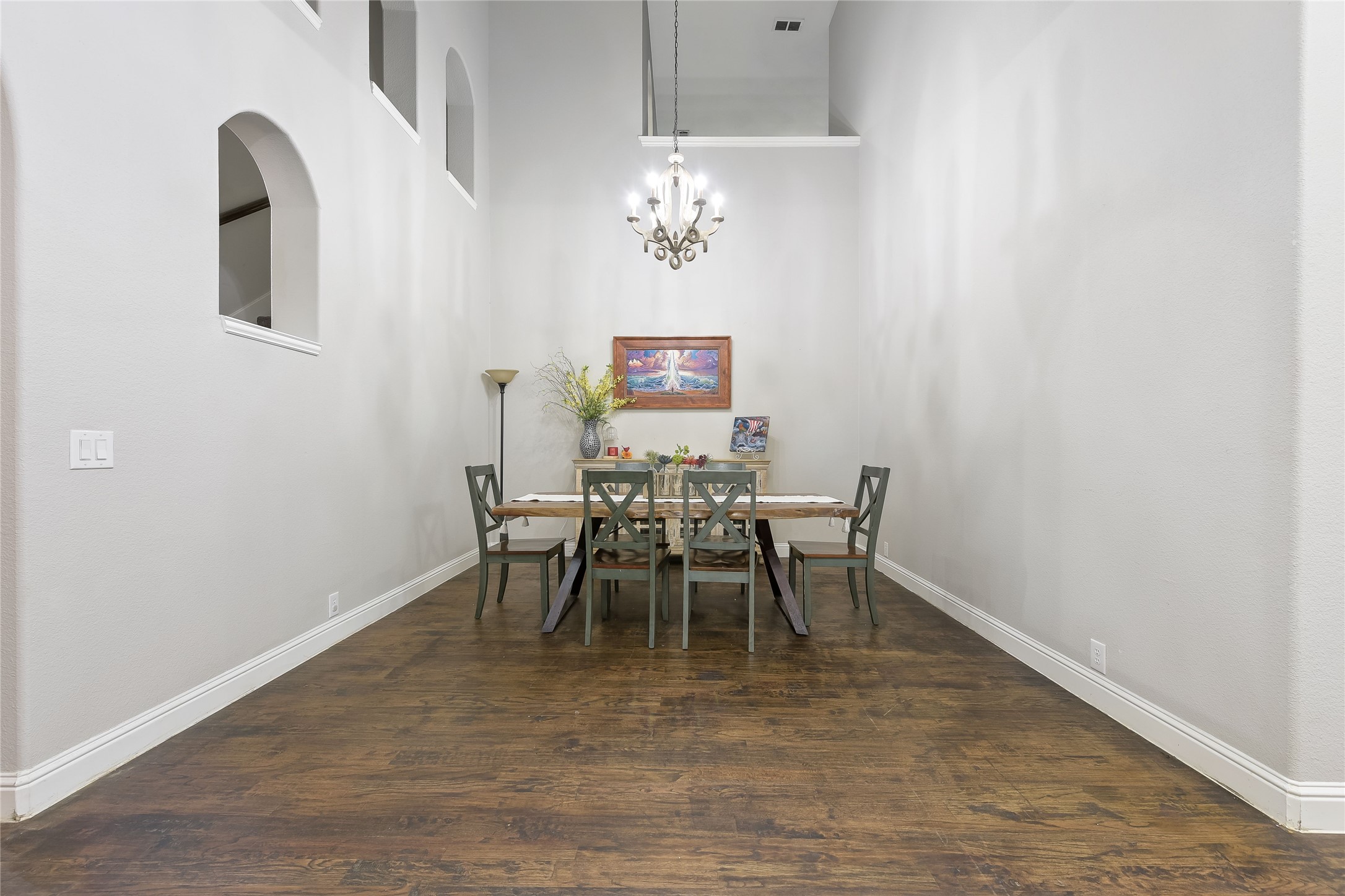 Burleson, Texas, 76028, United States, 4 Bedrooms Bedrooms, ,4 BathroomsBathrooms,Residential,For Sale,1874251