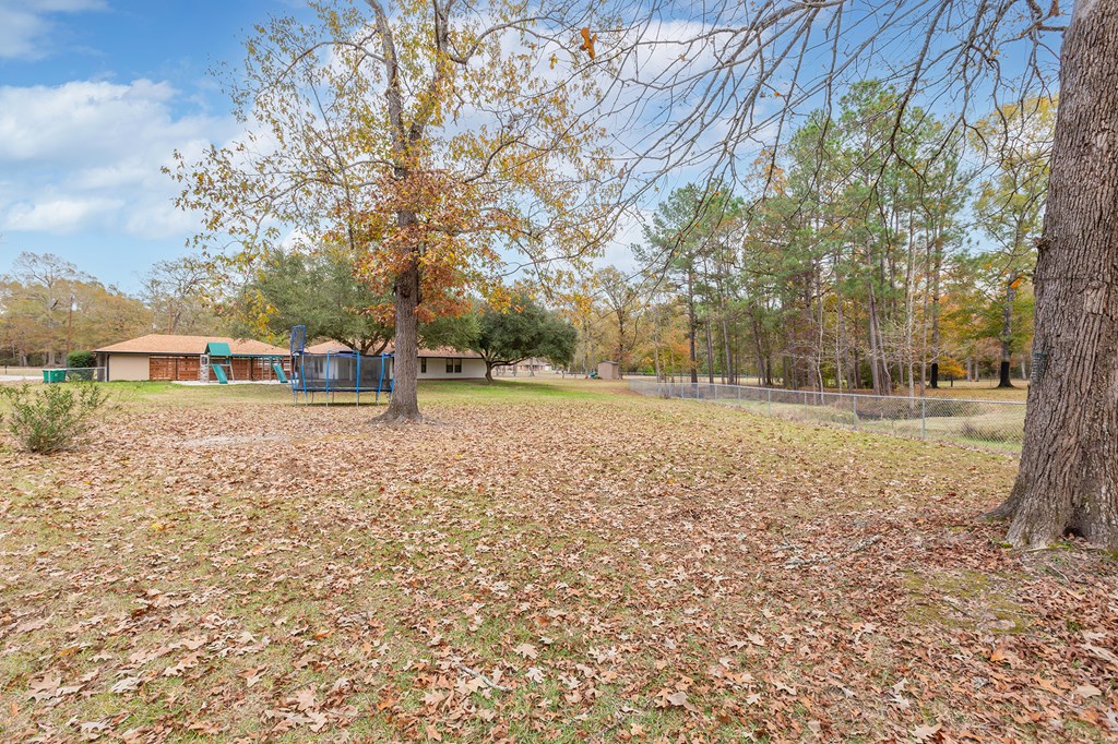 Huntington, Texas, 75949, United States, 4 Bedrooms Bedrooms, ,3 BathroomsBathrooms,Residential,For Sale,2009235