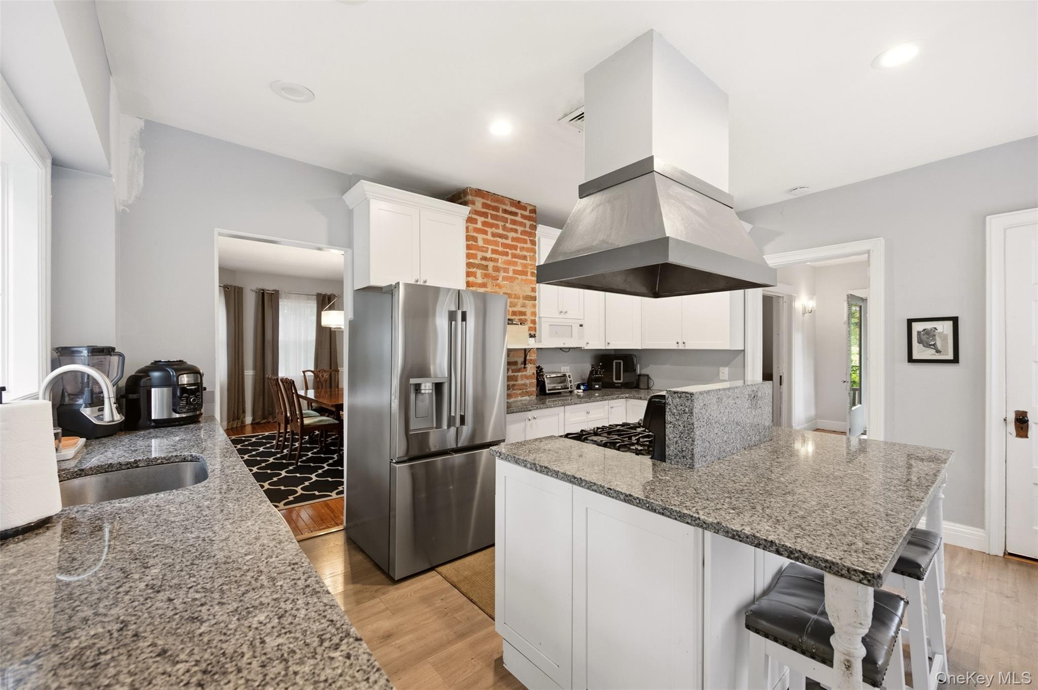  863 Lake Road, Huntington, NY, 11743 - 物件實景