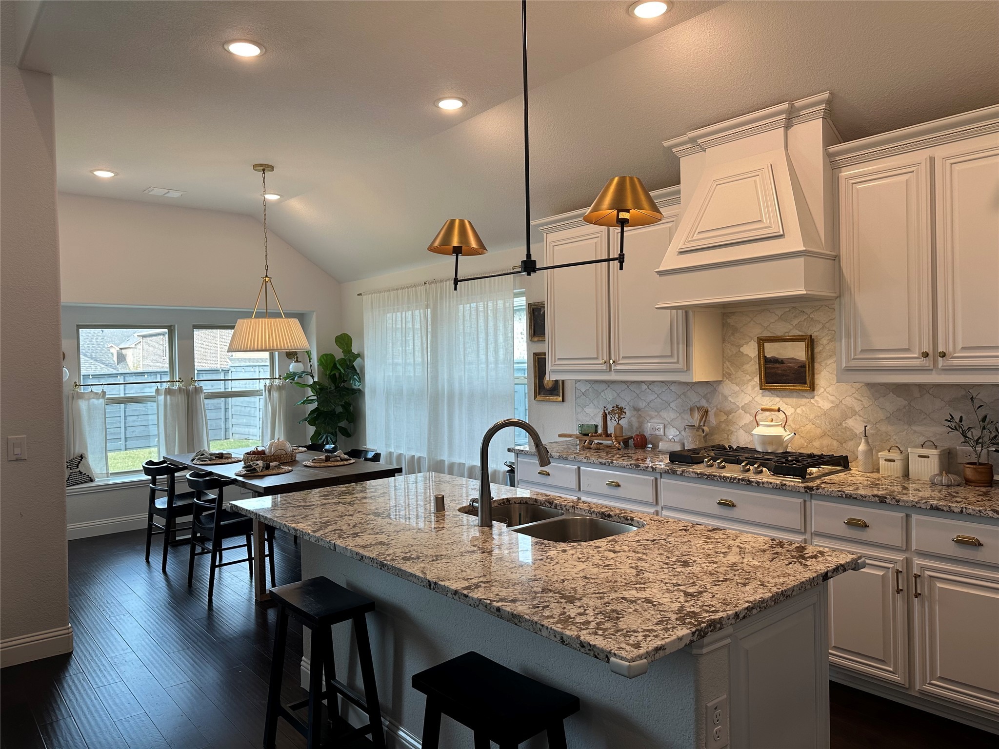 Little Elm, Texas, 76227, United States, 5 Bedrooms Bedrooms, ,4 BathroomsBathrooms,Residential,For Sale,1971561