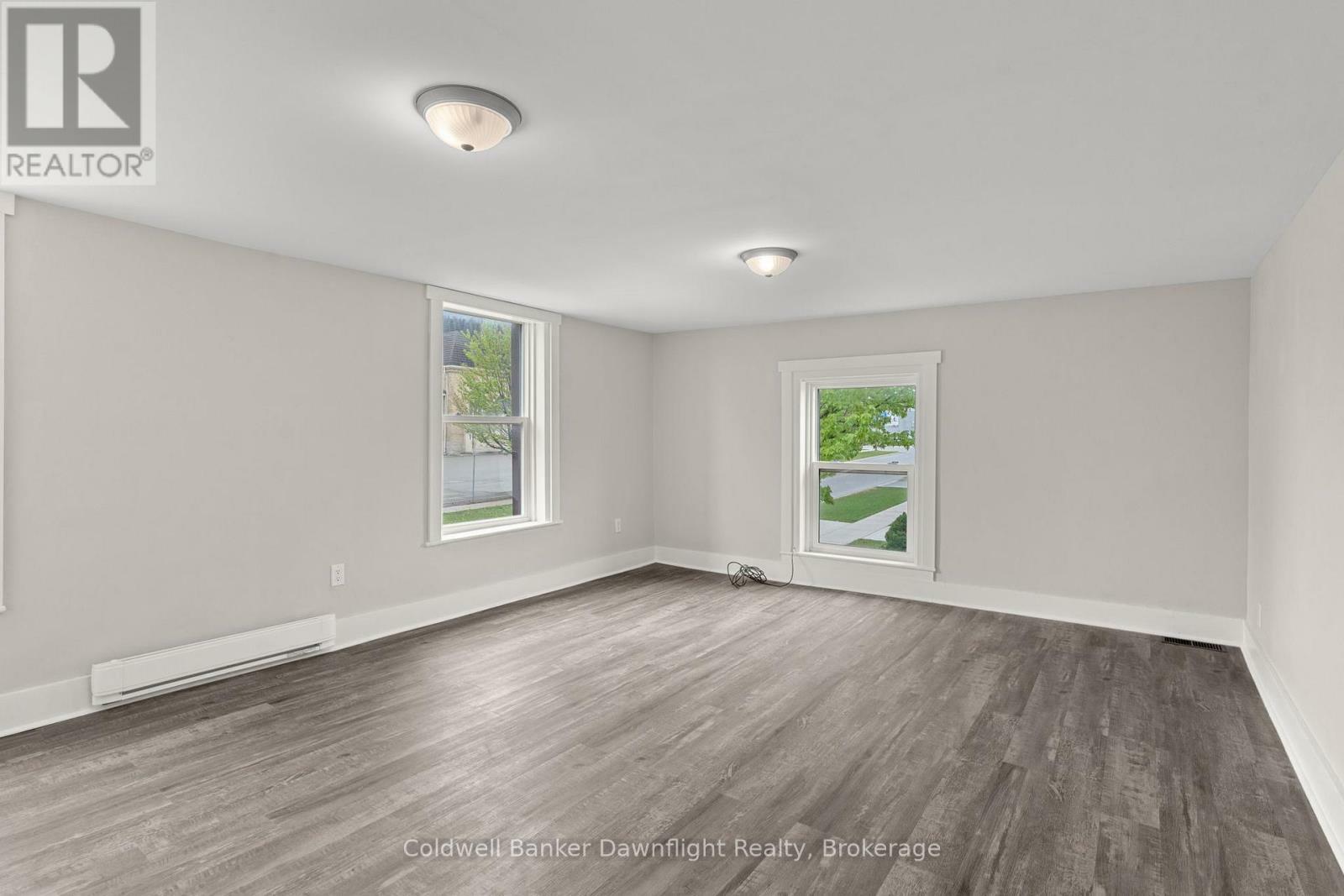 HURON EAST (SEAFORTH), Ontario, N0K 1W0, CA, 3 Bedrooms Bedrooms, ,2 BathroomsBathrooms,Residential,For Sale,1837892