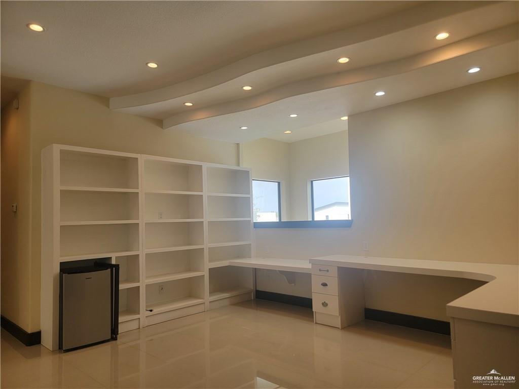 McAllen, Texas, 78503, United States, 5 Bedrooms Bedrooms, ,6 BathroomsBathrooms,Residential,For Sale,1708580