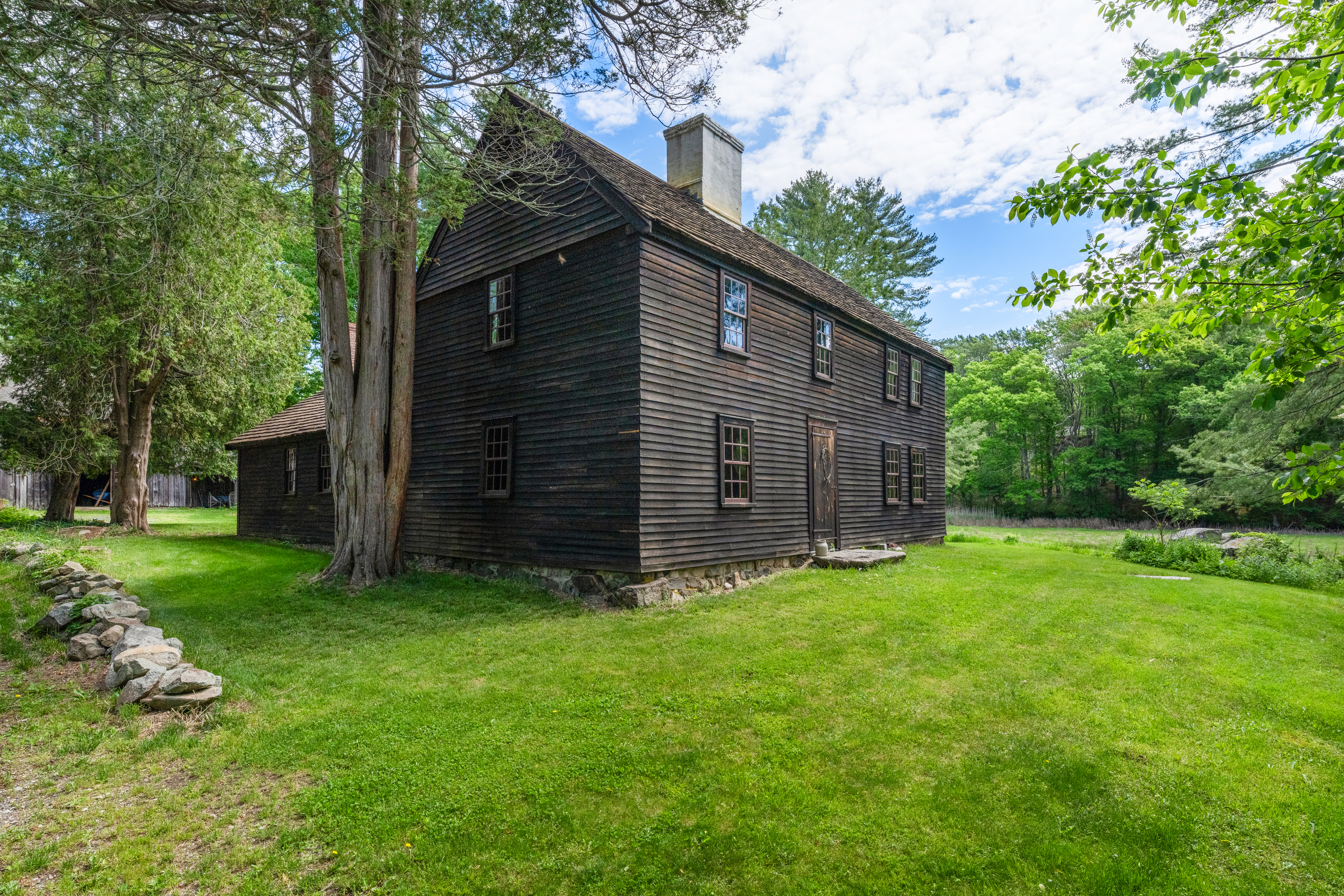  11 Lincoln St, Gloucester, MA, 01930 - 物件實景