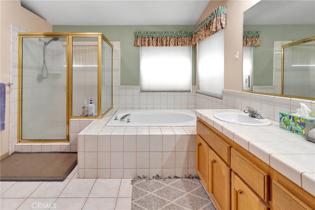 Apple Valley, California, 92307, United States, 4 Bedrooms Bedrooms, ,3 BathroomsBathrooms,Residential,For Sale,1795446