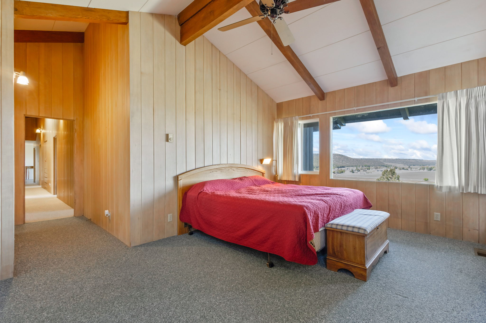 Prineville, Oregon, 97754, United States, 3 Bedrooms Bedrooms, ,2 BathroomsBathrooms,Residential,For Sale,1919423