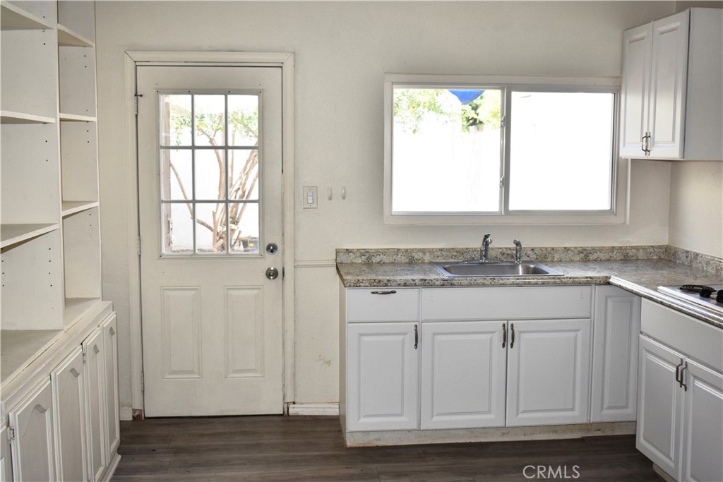Canoga Park, California, 91304, United States, 3 Bedrooms Bedrooms, ,2 BathroomsBathrooms,Residential,For Sale,2049115