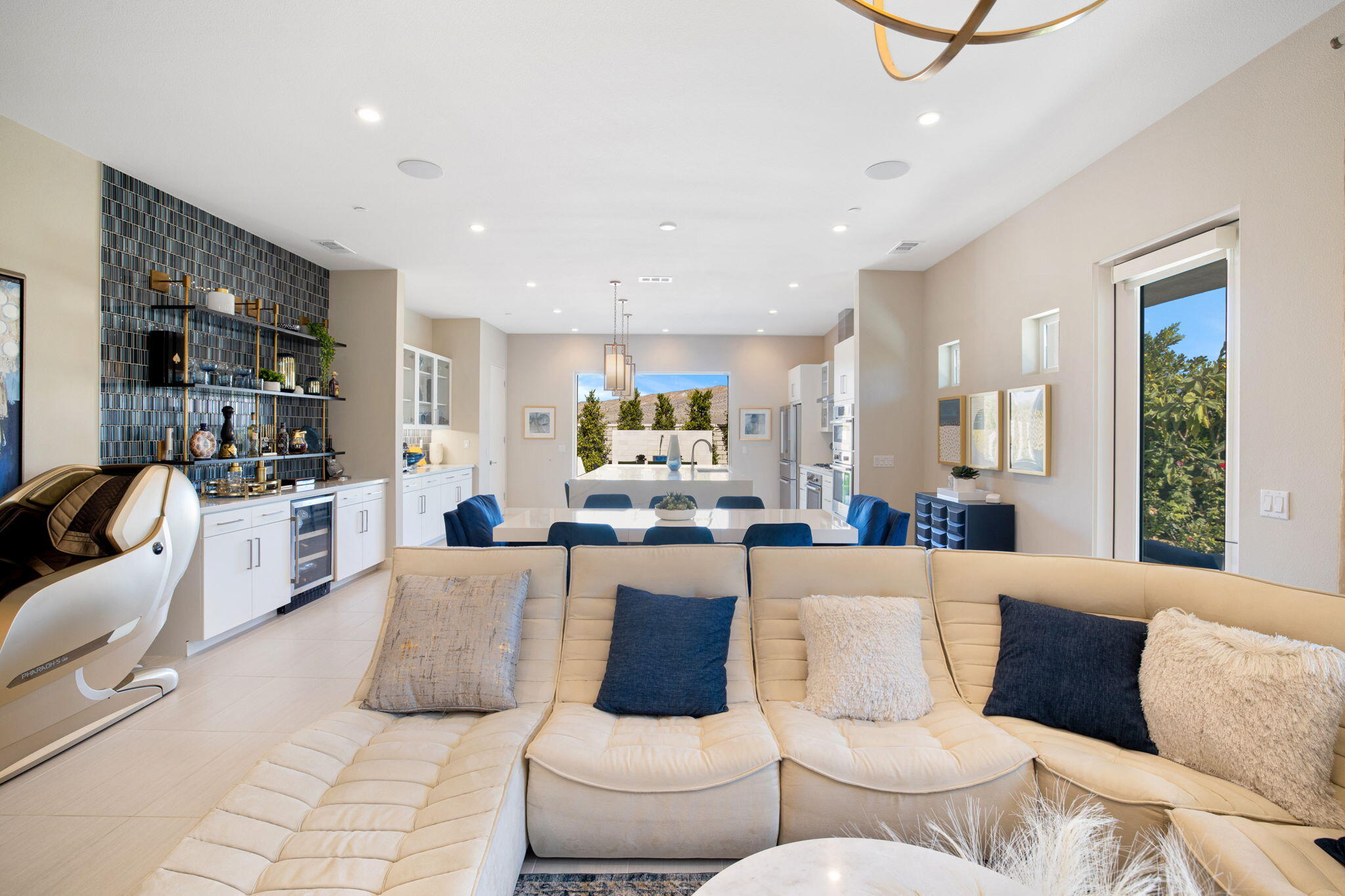 Rancho Mirage, California, 92270, United States, 4 Bedrooms Bedrooms, ,3 BathroomsBathrooms,Residential,For Sale,1987698