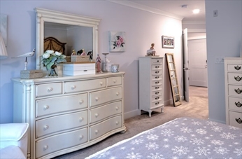 Chelmsford, Massachusetts, 01824, United States, 2 Bedrooms Bedrooms, ,2 BathroomsBathrooms,Residential,For Sale,1943275