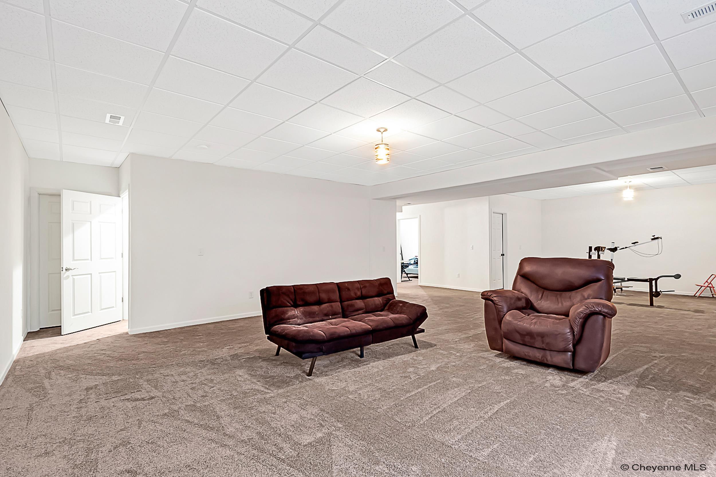 Cheyenne, Wyoming, 82009, United States, 5 Bedrooms Bedrooms, ,3 BathroomsBathrooms,Residential,For Sale,1885793