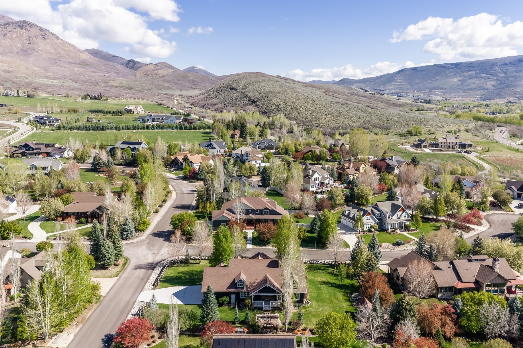  Custom Home In Dutch Fields Community In Midway - 物件實景