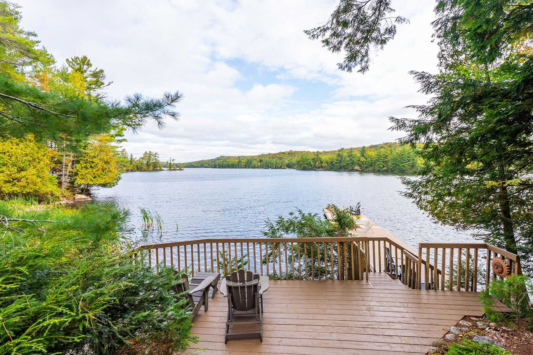  Your Private Waterfront Oasis - 物件實景