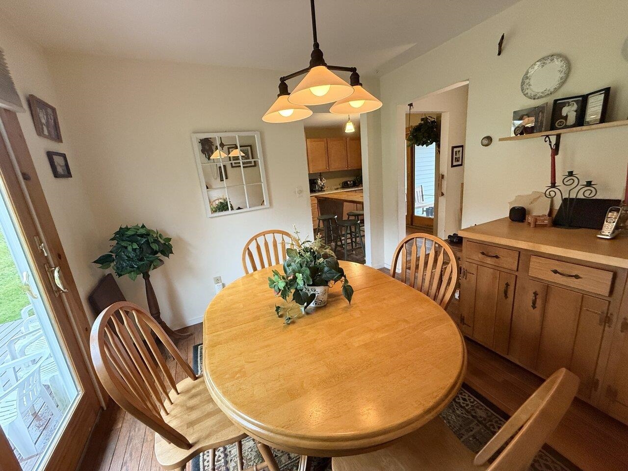 Waitsfield, Vermont, 05673, United States, 3 Bedrooms Bedrooms, ,2 BathroomsBathrooms,Residential,For Sale,1991927