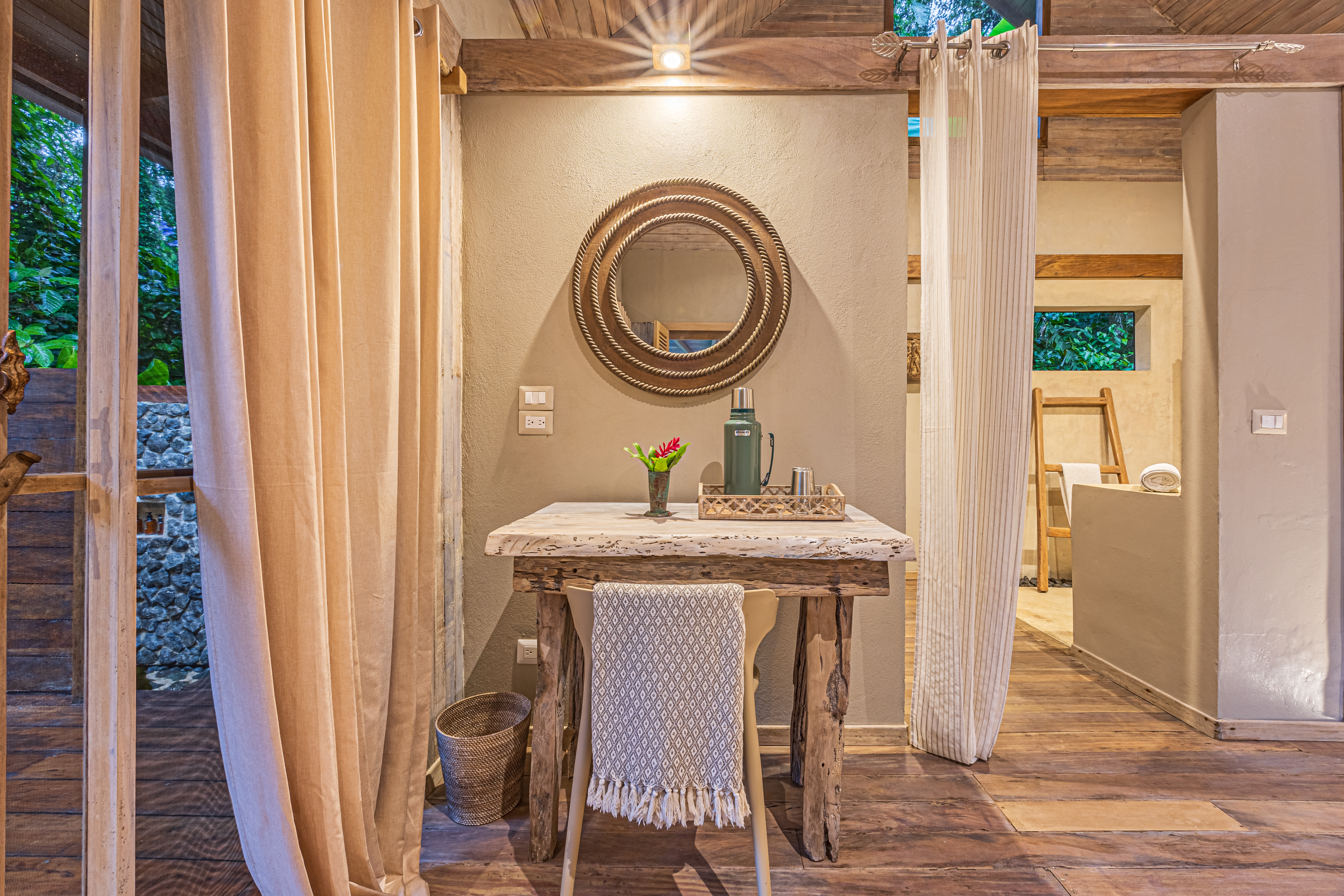 Golfito, Puntarenas, CR, 15 Bedrooms Bedrooms, ,13 BathroomsBathrooms,Residential,For Sale,1903279