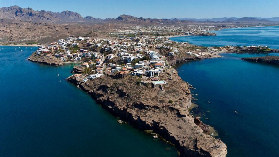 Guaymas, Sonora, 85506, Mexico, 5 Bedrooms Bedrooms, ,4 BathroomsBathrooms,Residential,For Sale,1987682