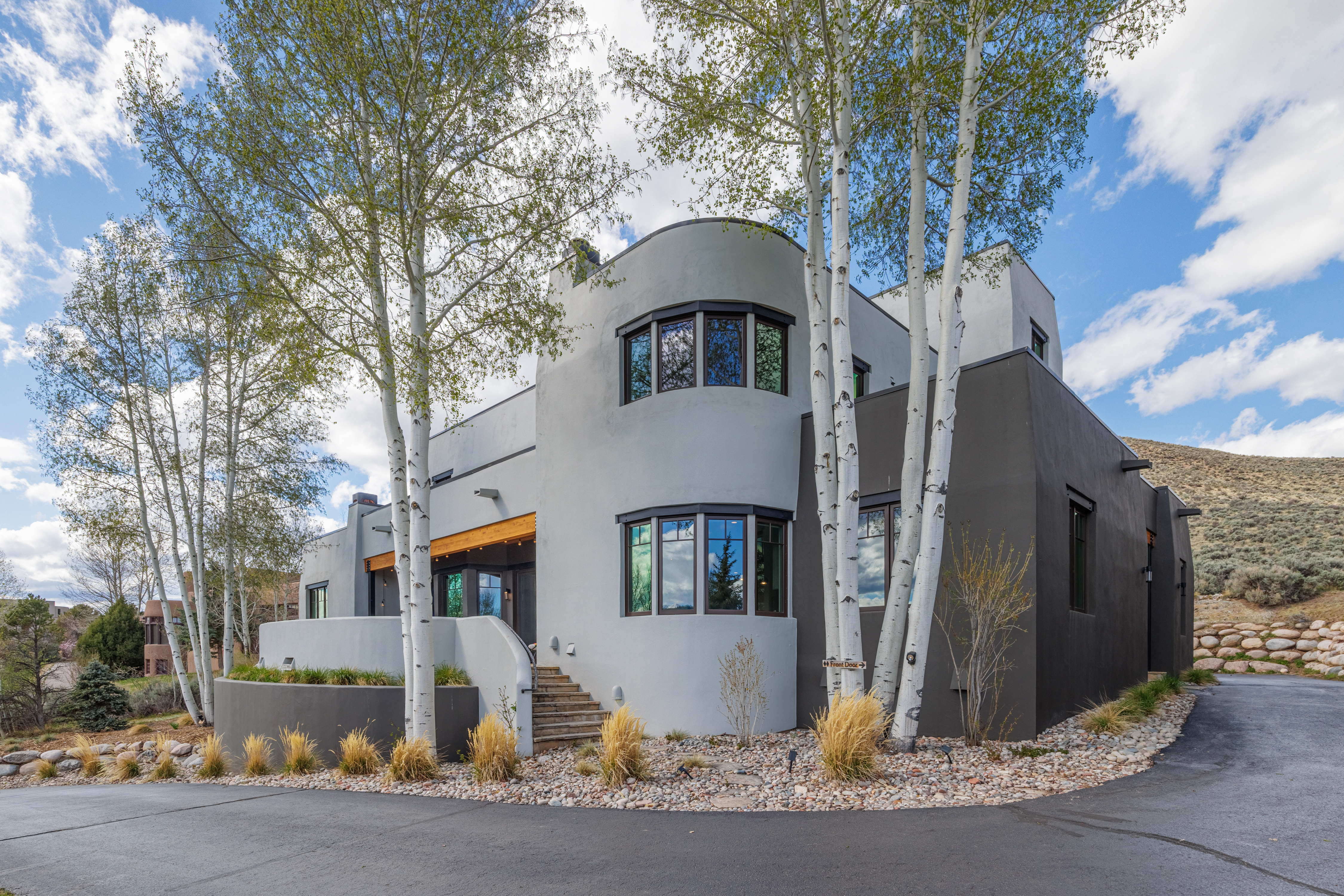  Contemporary Mountain Living - 物件實景