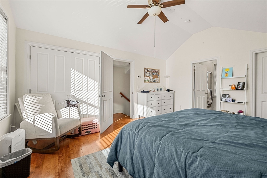 Cambridge, Massachusetts, 02141, United States, 4 Bedrooms Bedrooms, ,3 BathroomsBathrooms,Residential,For Sale,2001905