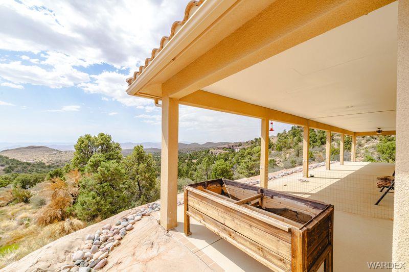 Kingman, Arizona, 86401, United States, 3 Bedrooms Bedrooms, ,2 BathroomsBathrooms,Residential,For Sale,1980873